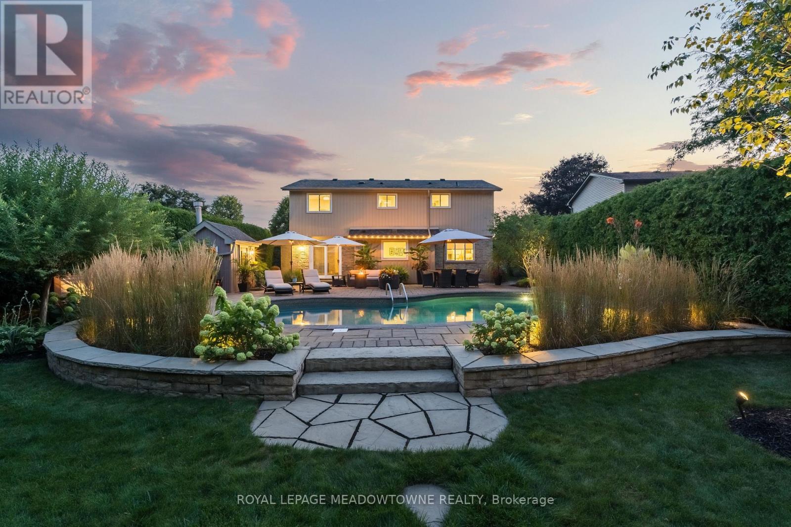 25 Hillside Drive, Halton Hills (Georgetown), Ontario  L7G 4W2 - Photo 45 - W12731696