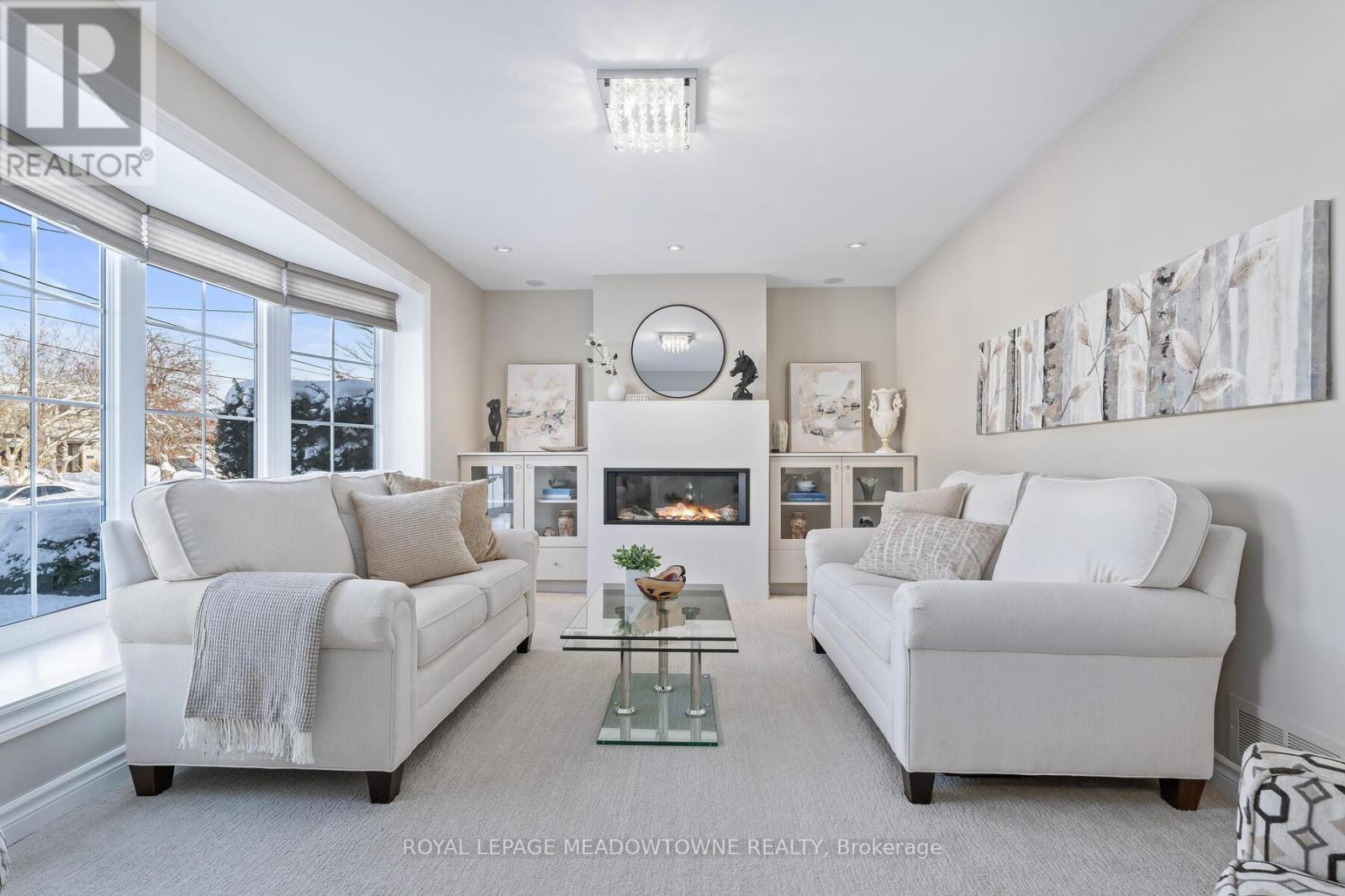 29 Stockman Crescent, Halton Hills (Georgetown), Ontario  L7G 1J5 - Photo 9 - W12731818