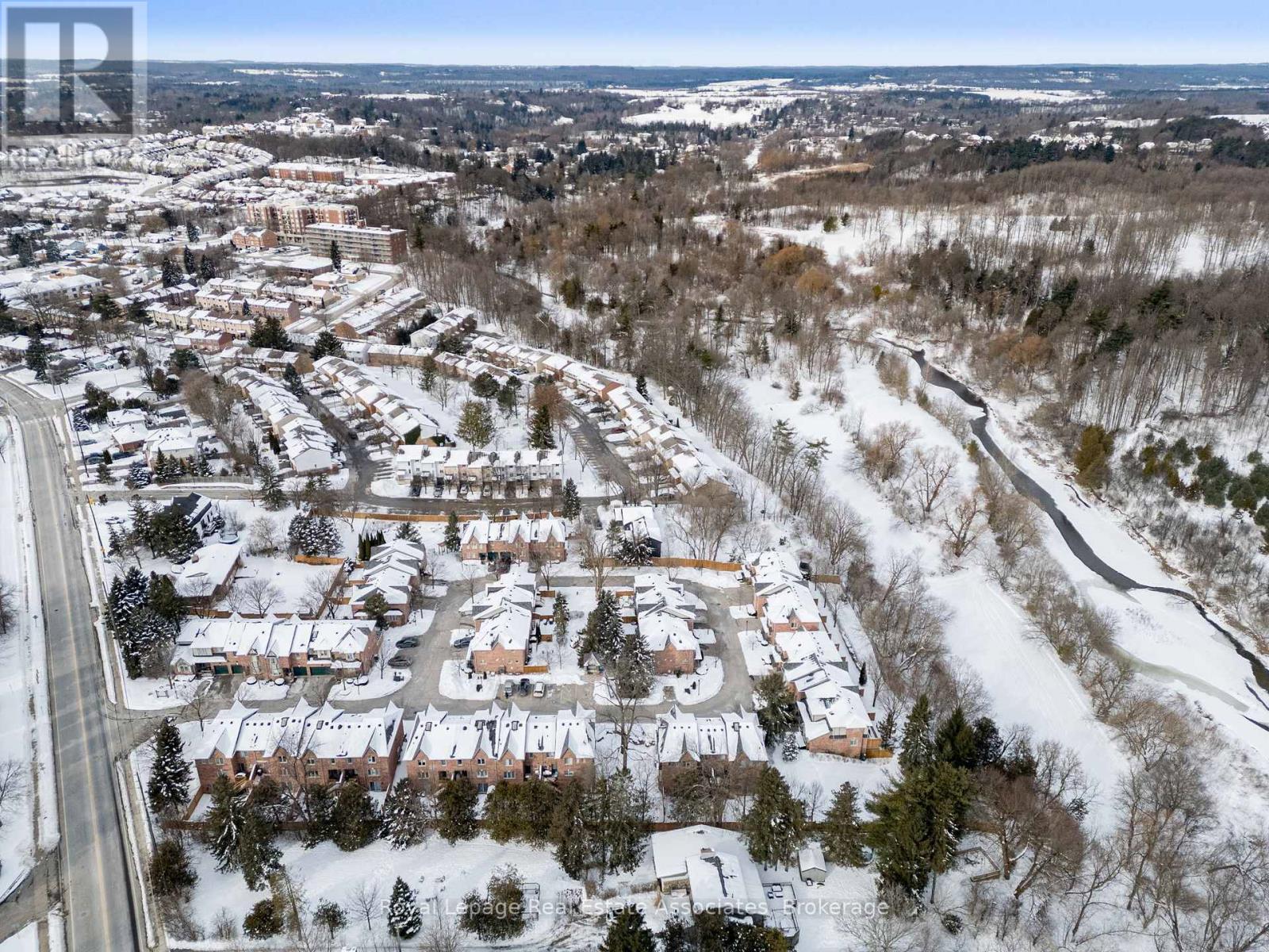 10 - 76 River Drive, Halton Hills (Georgetown), Ontario  L7G 2J2 - Photo 27 - W12732650