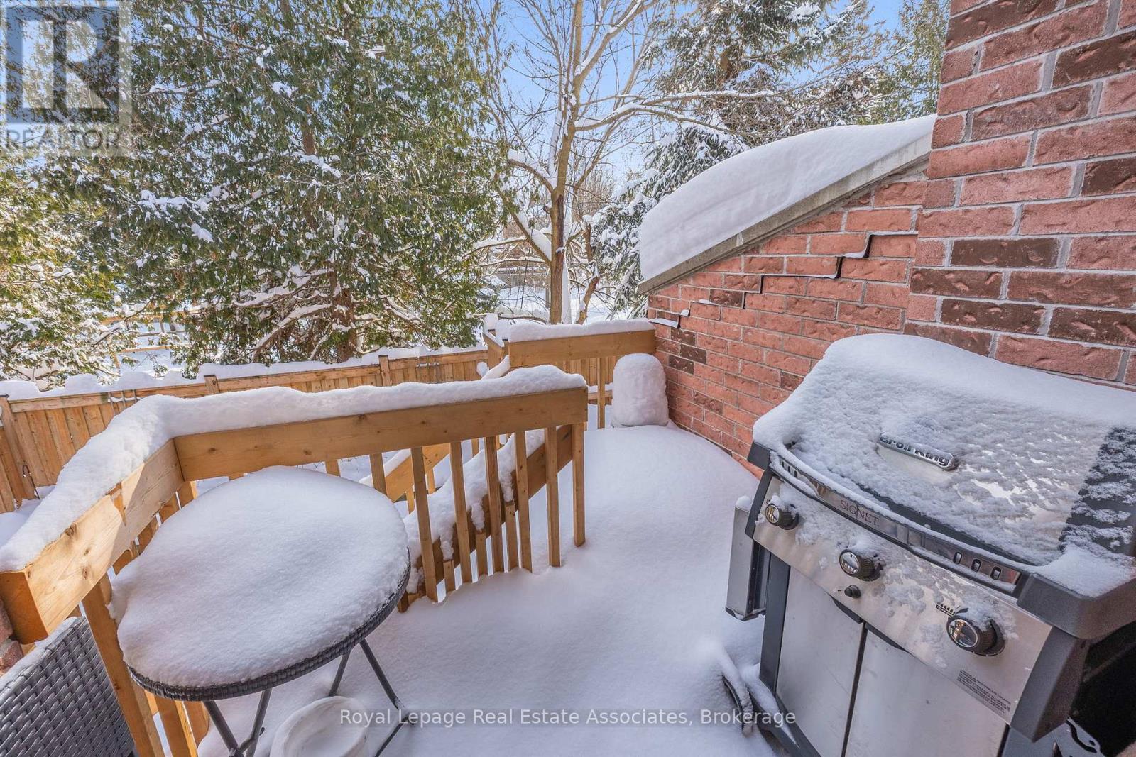 10 - 76 River Drive, Halton Hills (Georgetown), Ontario  L7G 2J2 - Photo 31 - W12732650