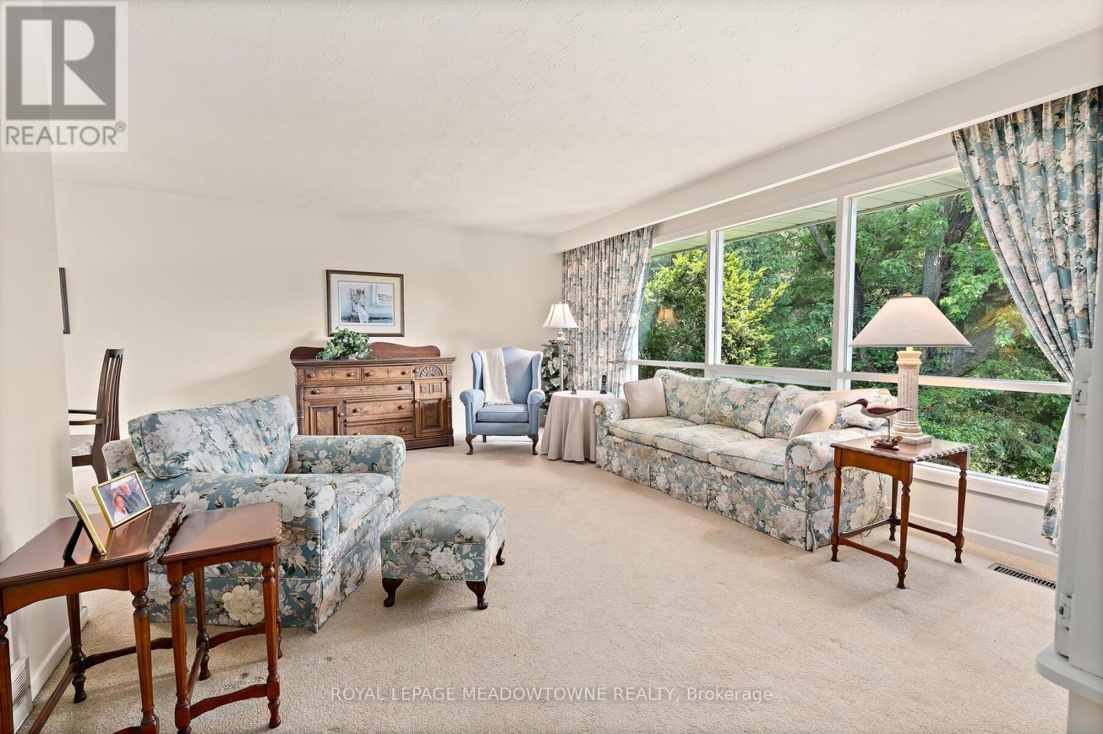 12506 Eighth Line, Halton Hills (Rural Halton Hills), Ontario  L7G 4S4 - Photo 8 - W12738124