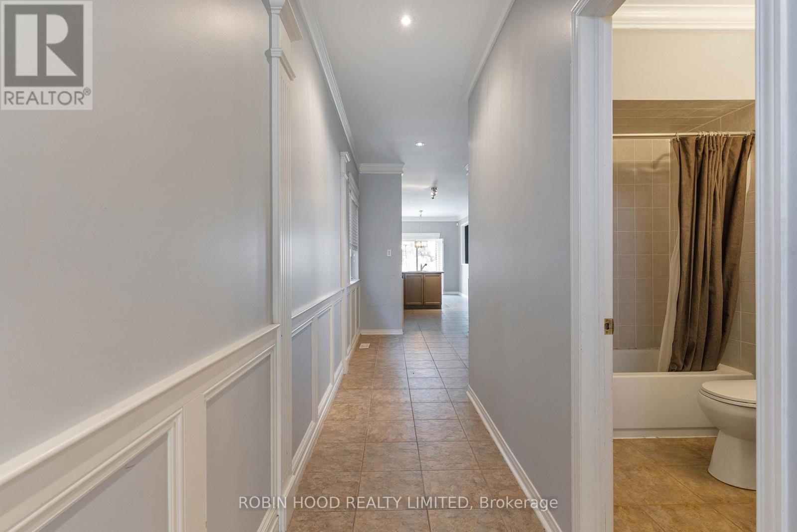 6 Meadowlark Drive, Halton Hills (Georgetown), Ontario  L7G 6N2 - Photo 29 - W12739264