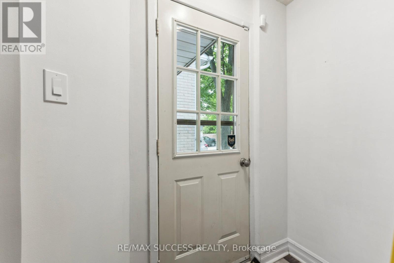 82 Lynden Circle, Halton Hills (Georgetown), Ontario  L7G 4Y8 - Photo 18 - W12739330