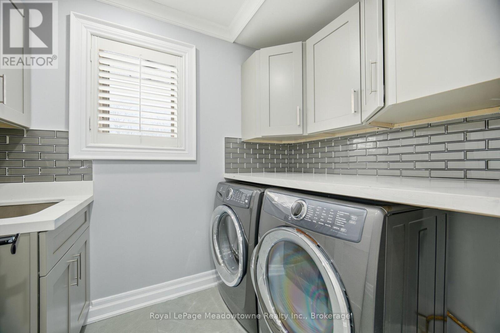 170 Crawford Crescent, Milton (Campbellville), Ontario  L0P 1B0 - Photo 18 - W12743260