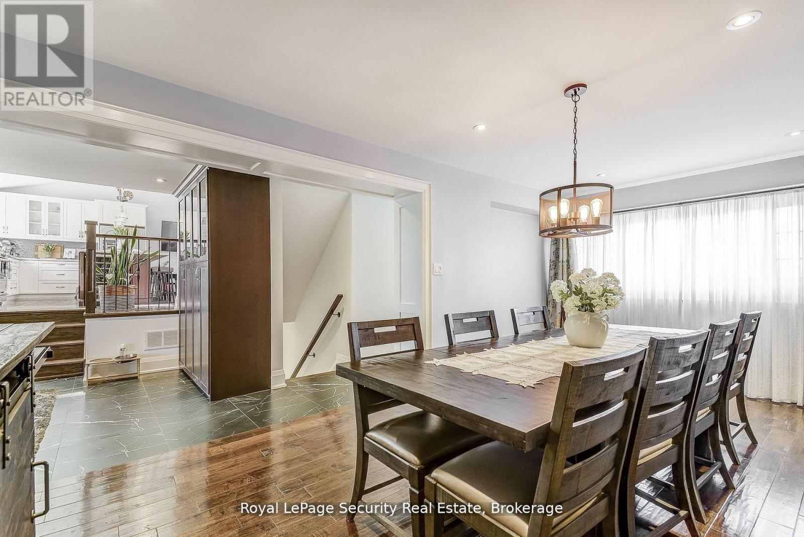 11310 Trafalgar Road, Halton Hills (Stewarttown), Ontario  L7G 4S5 - Photo 19 - W12743948