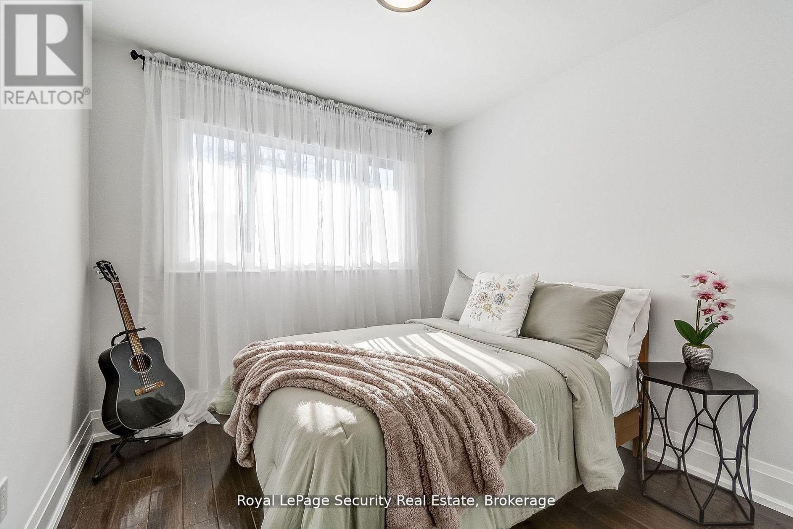 11310 Trafalgar Road, Halton Hills (Stewarttown), Ontario  L7G 4S5 - Photo 27 - W12743948