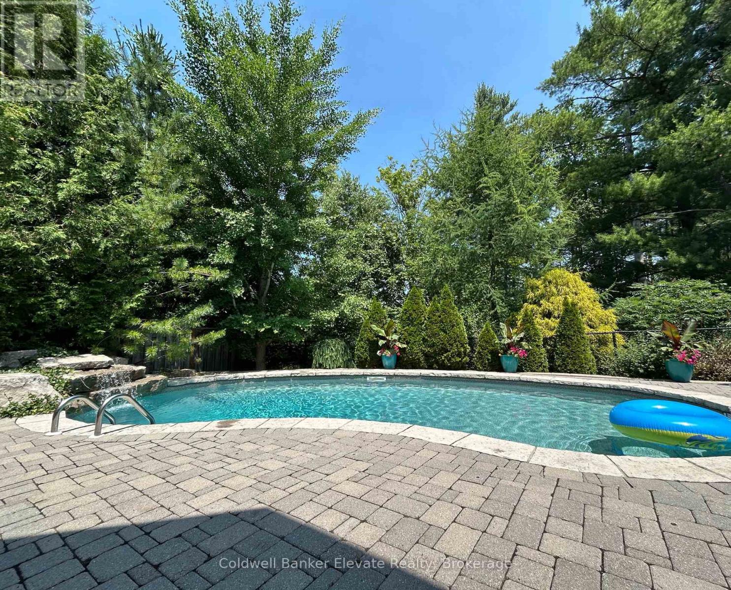 43 Newman Place, Halton Hills (Georgetown), Ontario  L7G 6A6 - Photo 46 - W12744006