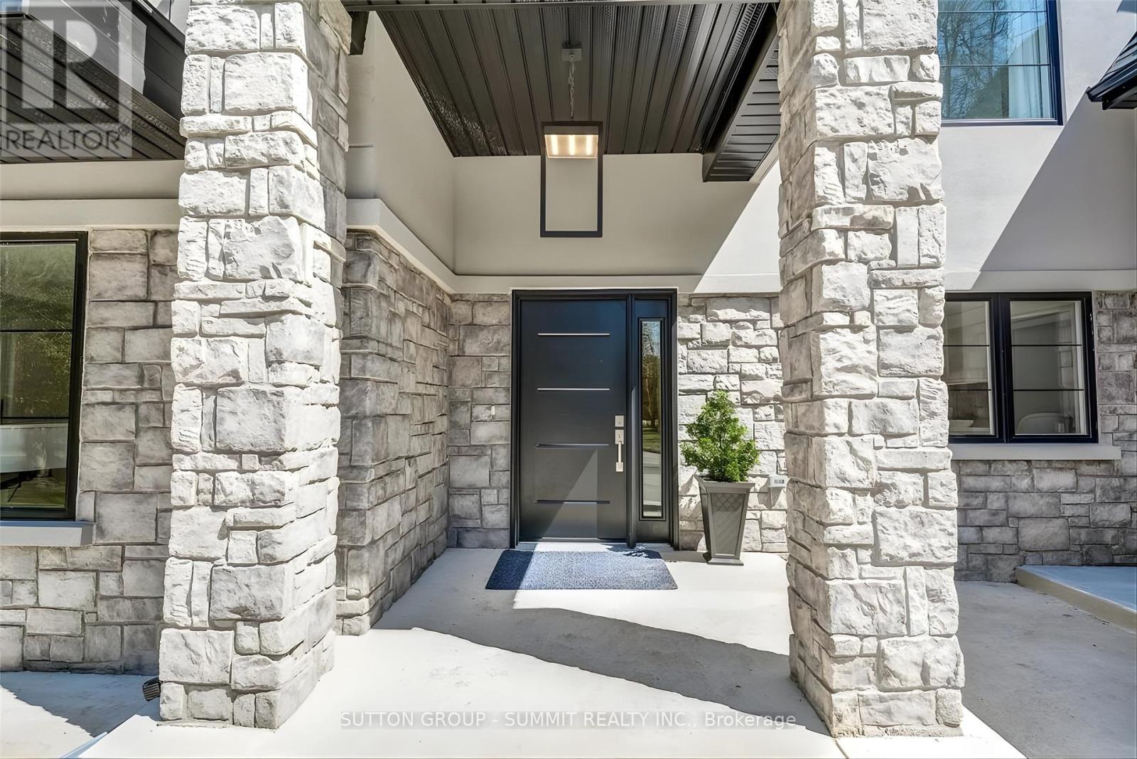 8767 Twiss Road, Milton (Campbellville), Ontario  L0P 1B0 - Photo 4 - W12744466