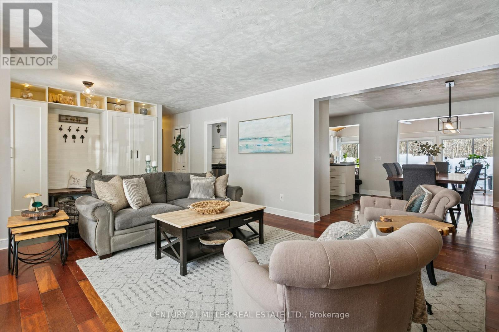 6508 17 Side Road, Halton Hills (Es Rural Esquesing), Ontario  L7J 2M1 - Photo 9 - W12746986