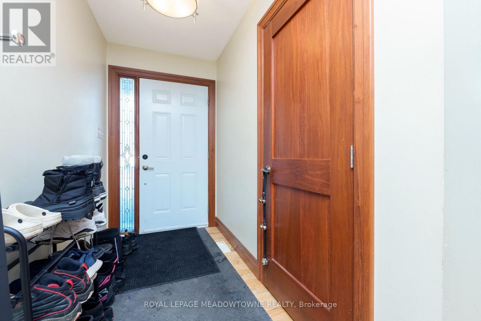 9341 Sideroad 9, Erin, Ontario  L7J 2L8 - Photo 4 - X12748686