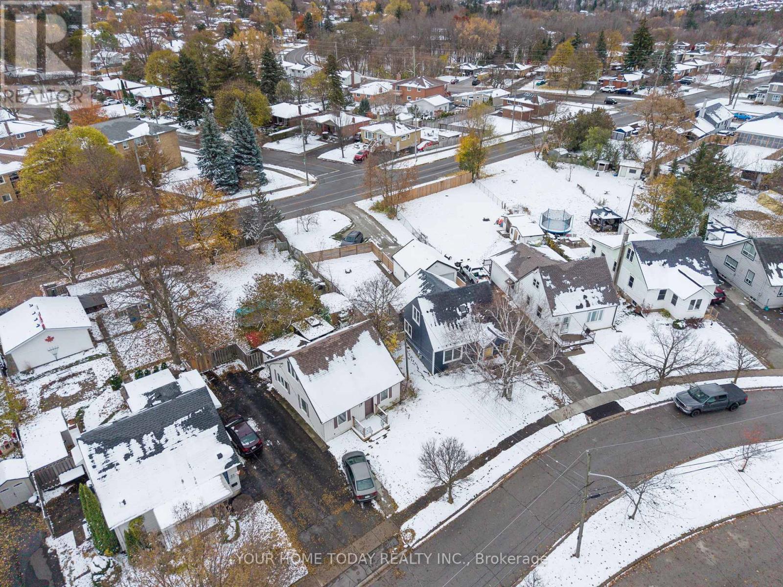 29 Normandy Boulevard, Halton Hills (Georgetown), Ontario  L7G 1V9 - Photo 32 - W12750678