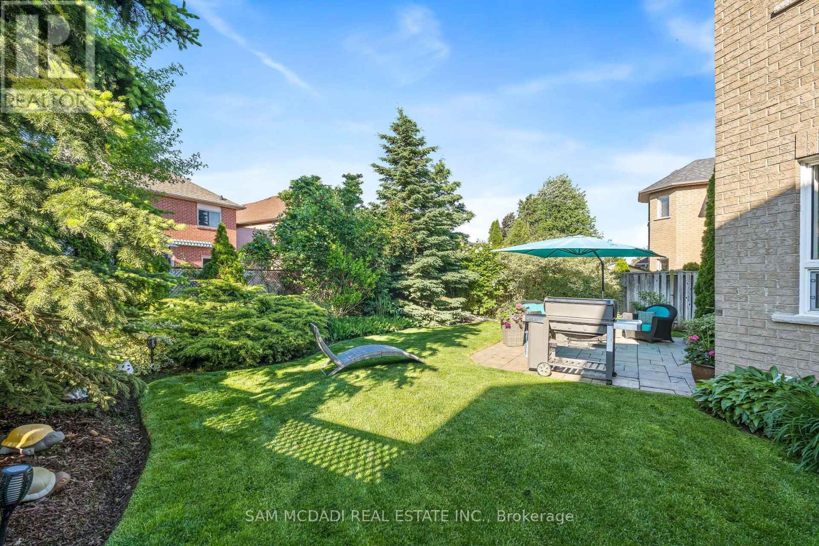 17 Robinson Road, Halton Hills (Georgetown), Ontario  L7G 6G5 - Photo 37 - W12752852