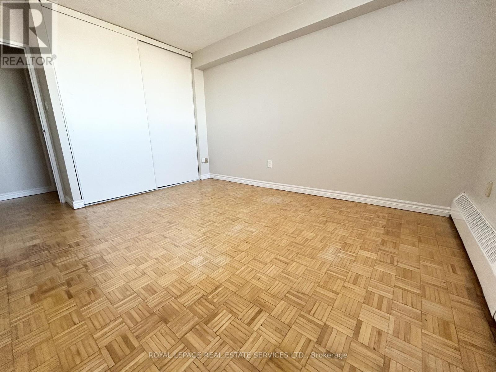 809 - 62 Park Avenue, Halton Hills (Georgetown), Ontario  L7G 4Z1 - Photo 8 - W12754070