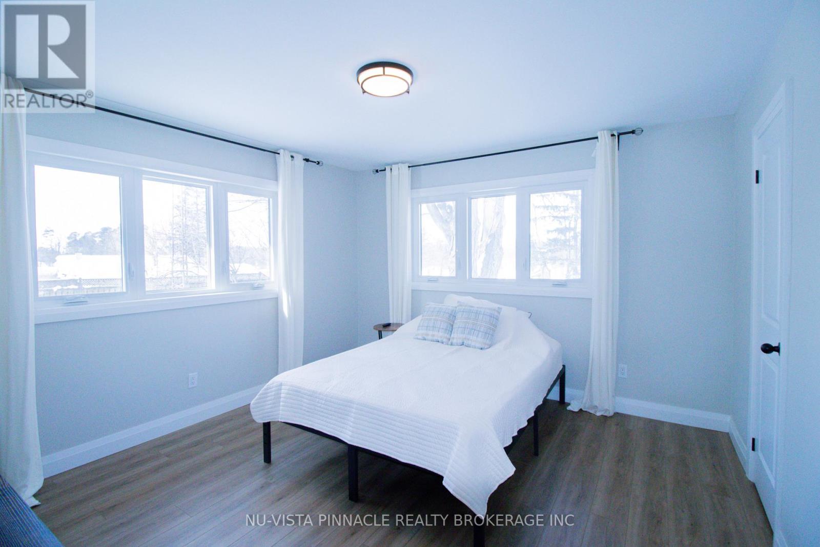 7142 Highway 7, Halton Hills (Rural Halton Hills), Ontario  L7J 2L9 - Photo 25 - W12756398