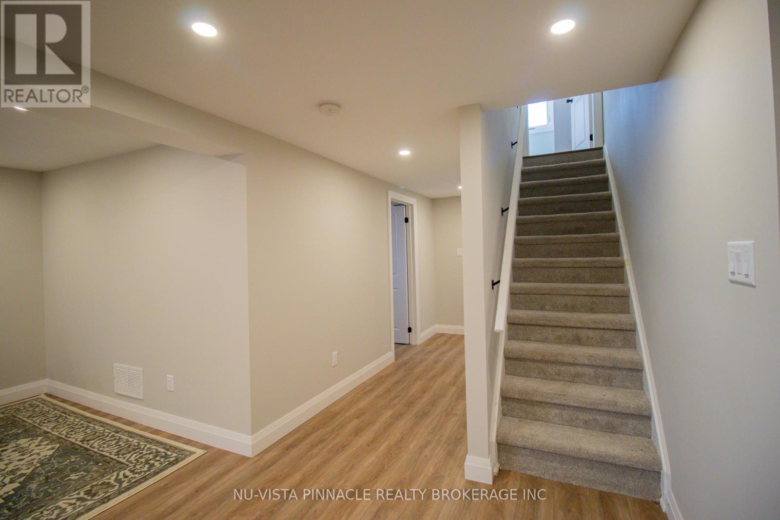 7142 Highway 7, Halton Hills (Rural Halton Hills), Ontario  L7J 2L9 - Photo 33 - W12756398