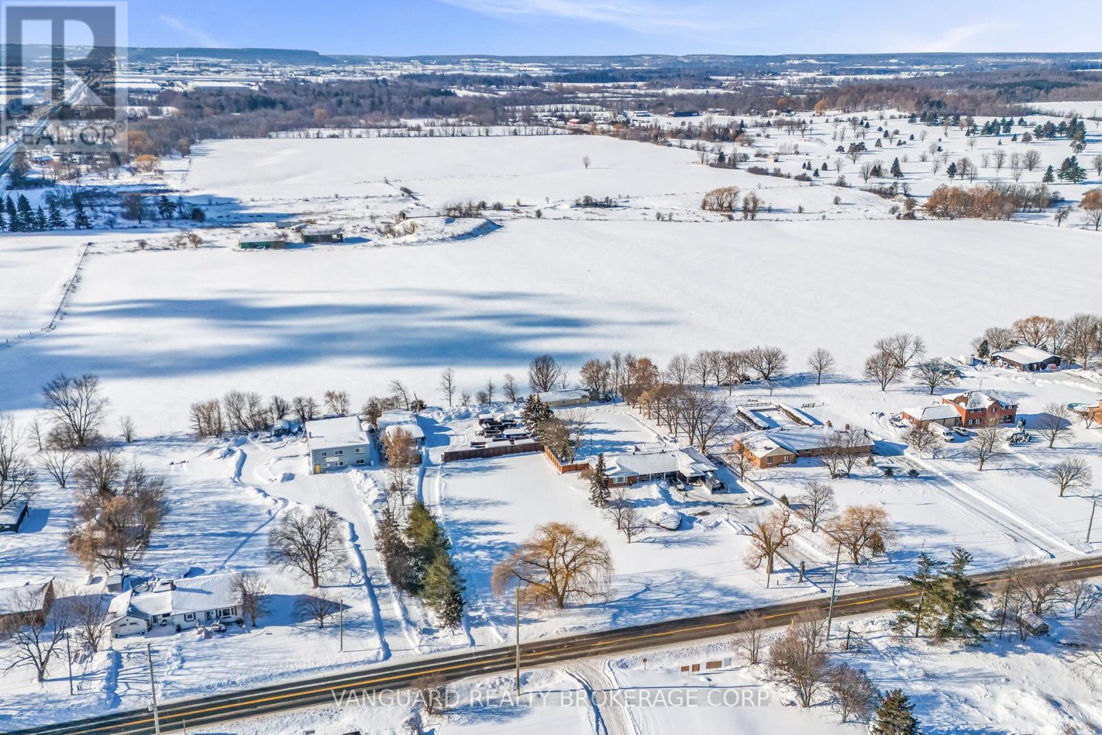 8070 Hornby Road, Halton Hills (Rural Halton Hills), Ontario  L0P 1E0 - Photo 19 - W12758922