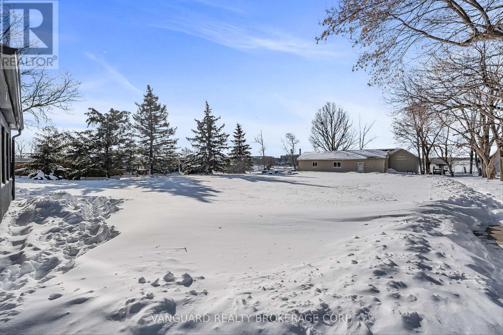 8070 Hornby Road, Halton Hills (Rural Halton Hills), Ontario  L0P 1E0 - Photo 4 - W12758922
