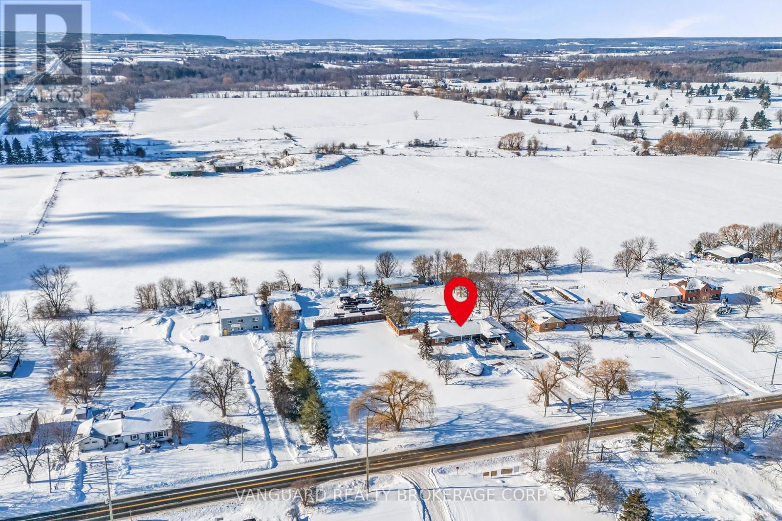 8070 Hornby Road, Halton Hills (Rural Halton Hills), Ontario  L0P 1E0 - Photo 8 - W12758922
