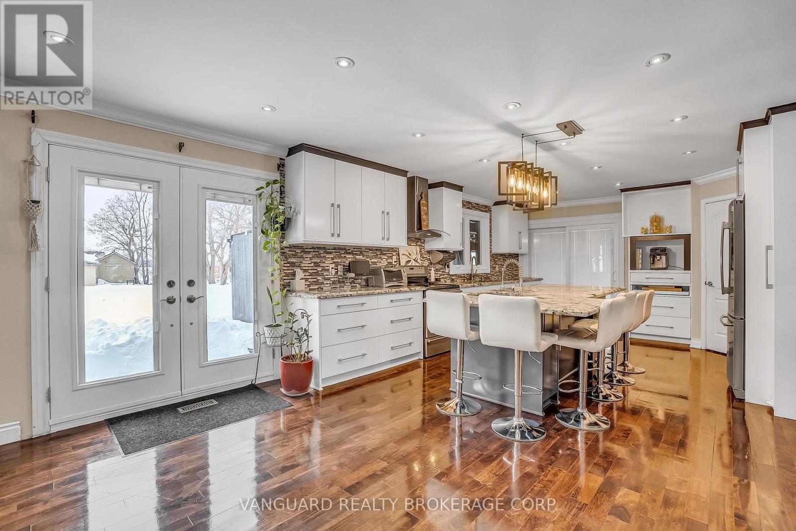 8070 Hornby Road, Halton Hills (Rural Halton Hills), Ontario  L0P 1E0 - Photo 16 - W12758934