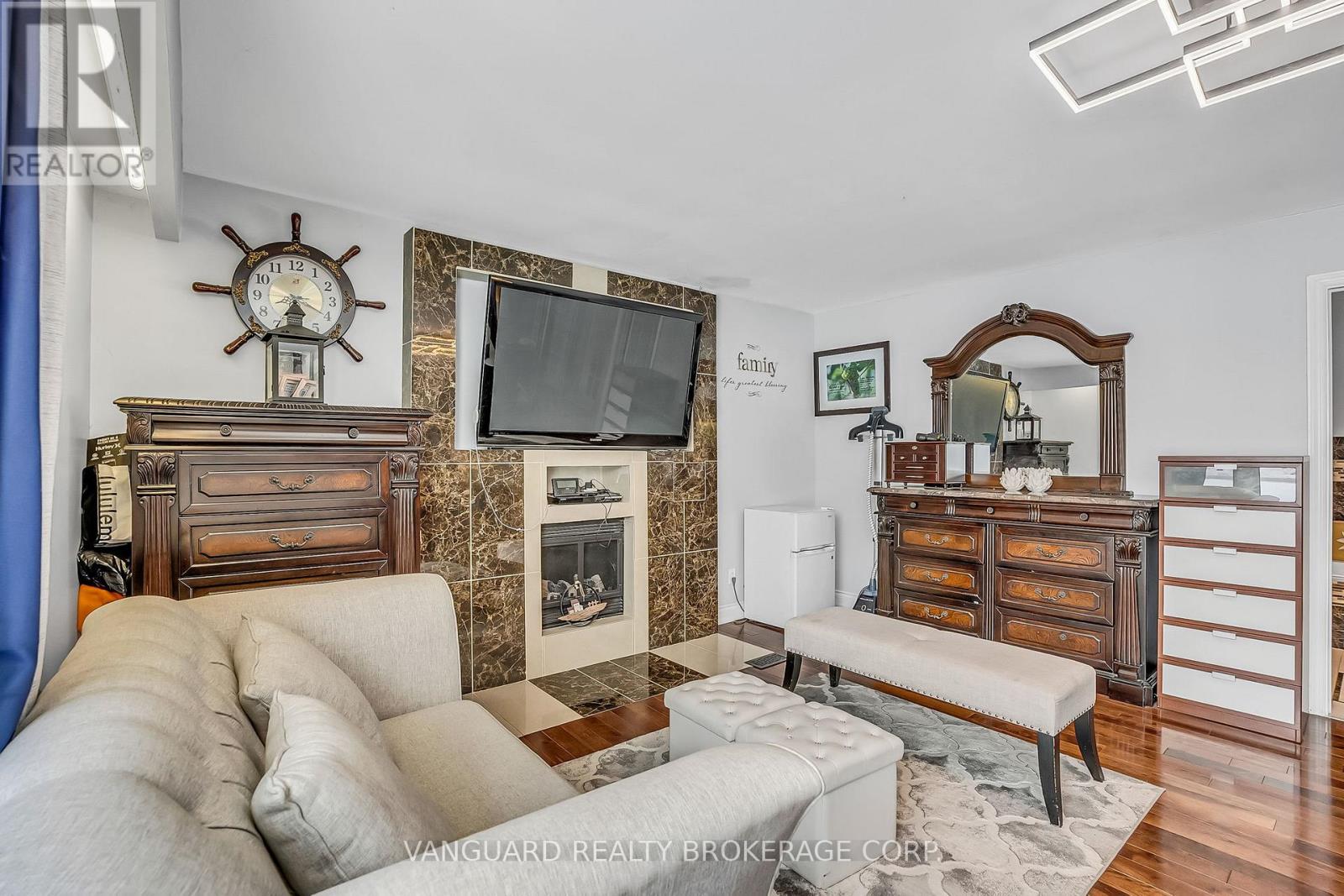 8070 Hornby Road, Halton Hills (Rural Halton Hills), Ontario  L0P 1E0 - Photo 24 - W12758934