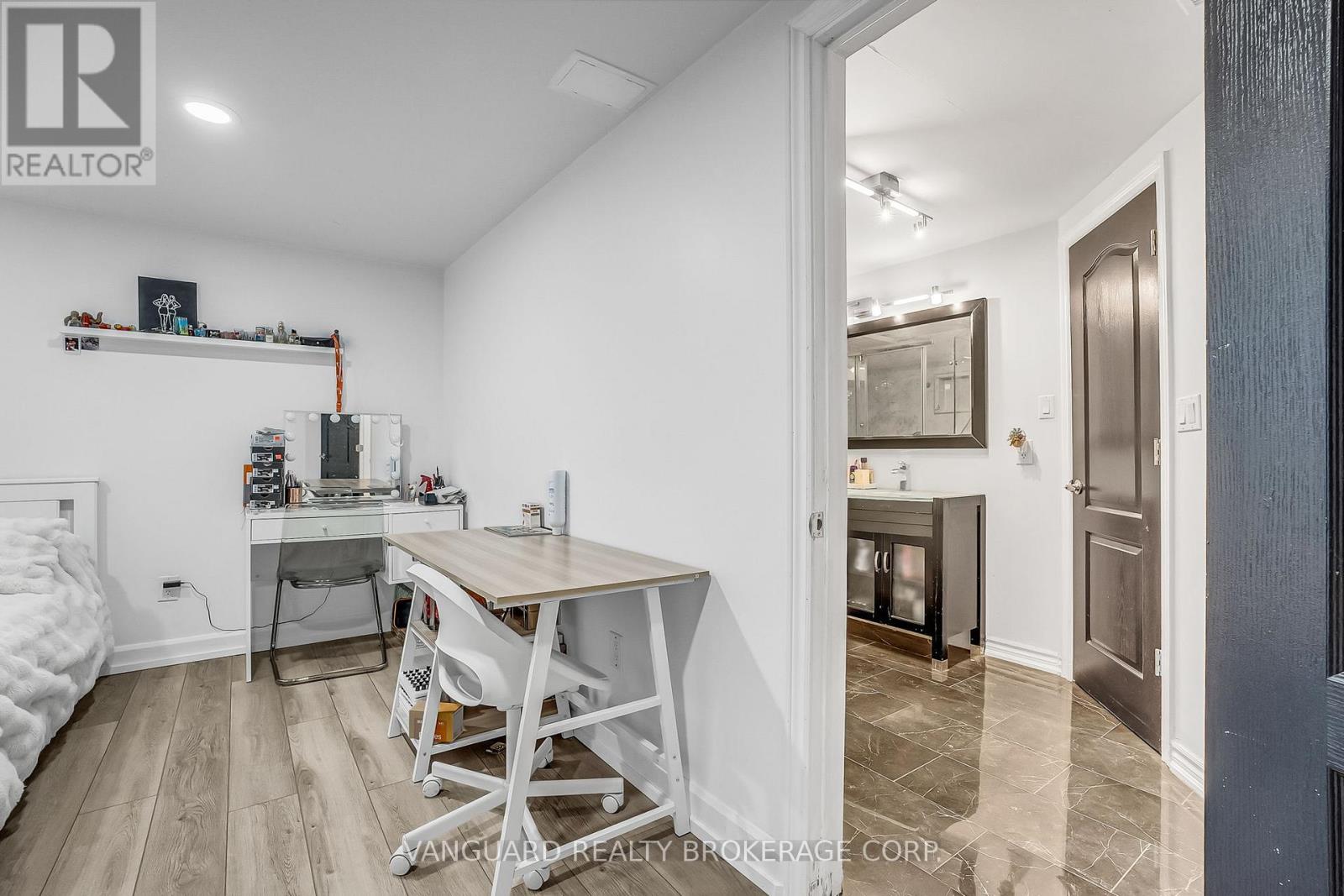 8070 Hornby Road, Halton Hills (Rural Halton Hills), Ontario  L0P 1E0 - Photo 37 - W12758934