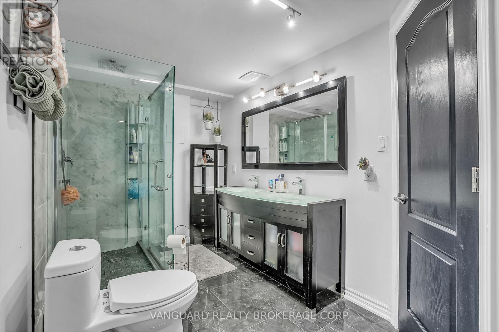 8070 Hornby Road, Halton Hills (Rural Halton Hills), Ontario  L0P 1E0 - Photo 38 - W12758934