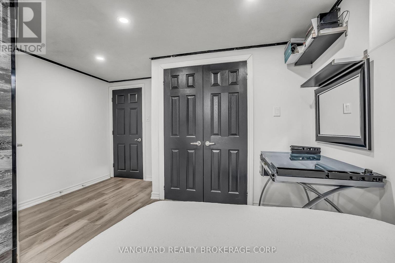 8070 Hornby Road, Halton Hills (Rural Halton Hills), Ontario  L0P 1E0 - Photo 42 - W12758934