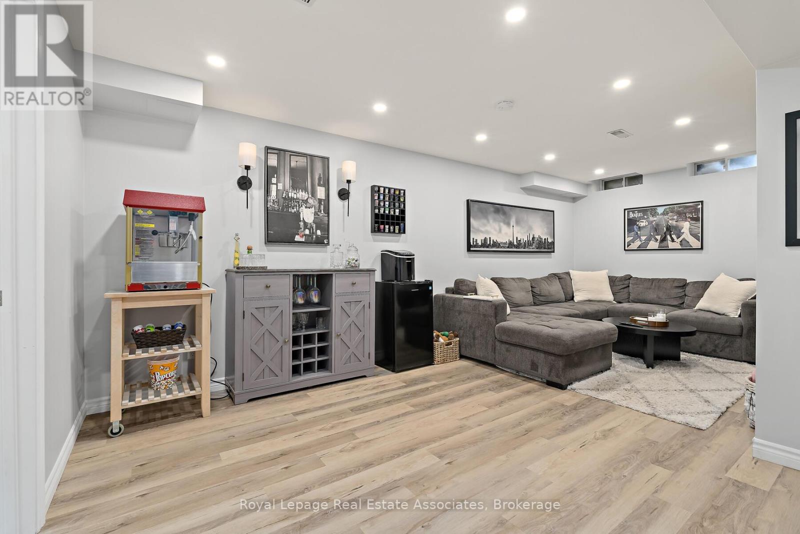 19 Stewart Maclaren Road, Halton Hills (Georgetown), Ontario  L7G 5L8 - Photo 24 - W12765220