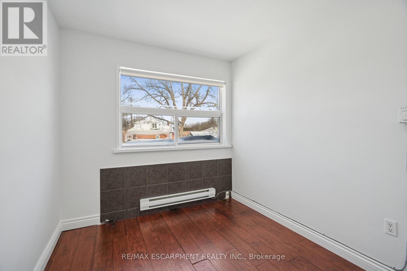 #4 - 1 Elgin Street N, Halton Hills (Ac Acton), Ontario  L7J 2B2 - Photo 14 - W12766608
