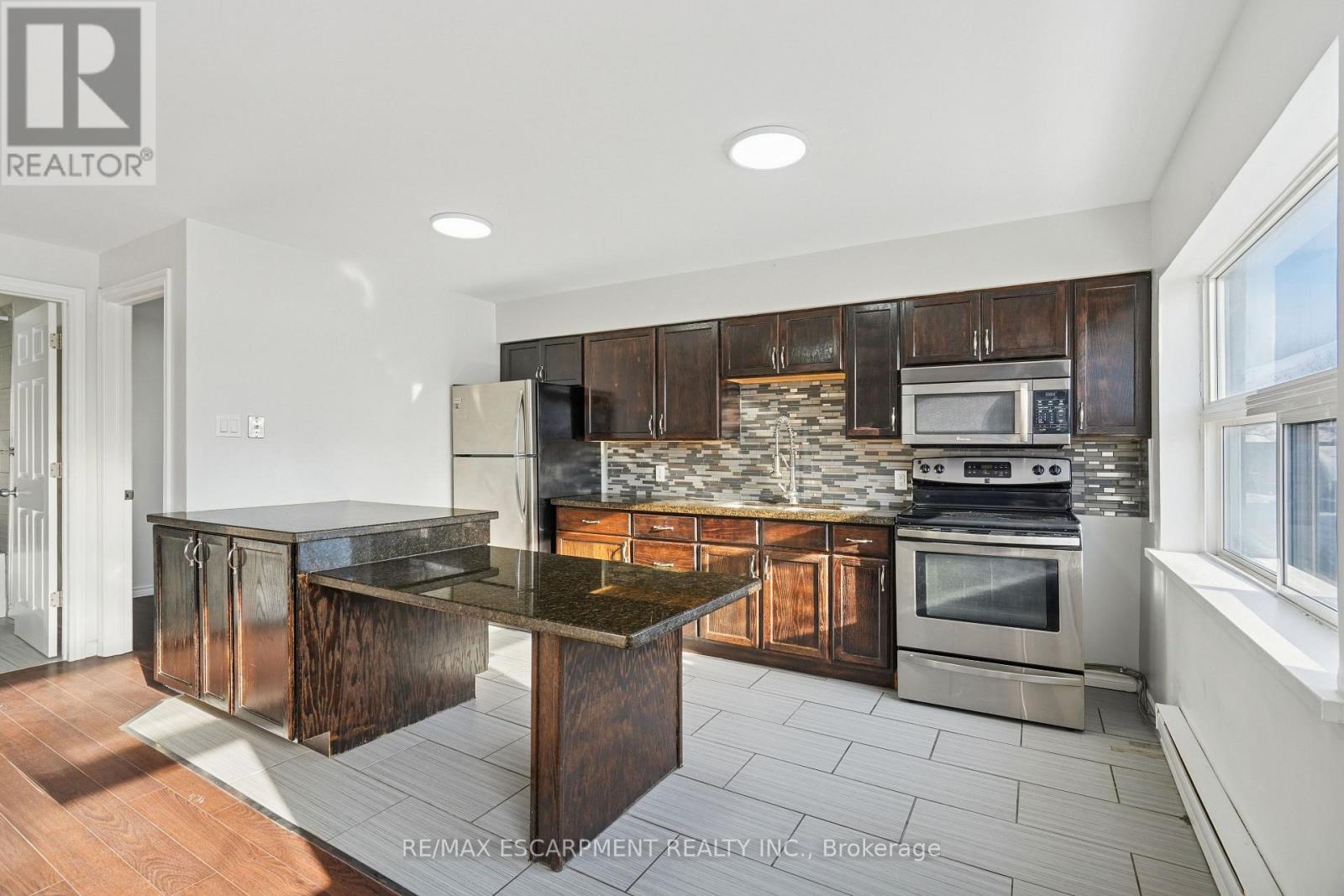 #1a - 1 Elgin Street N, Halton Hills (Ac Acton), Ontario  L7J 2B2 - Photo 13 - W12766964