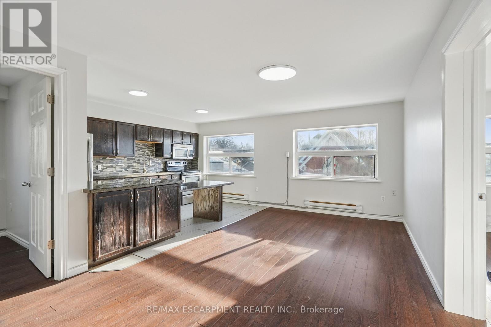 #1a - 1 Elgin Street N, Halton Hills (Ac Acton), Ontario  L7J 2B2 - Photo 8 - W12766964