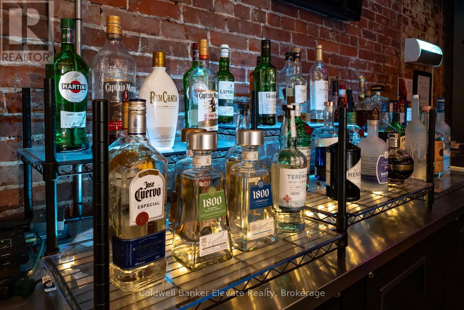 72 Main Street S, Halton Hills (Georgetown), Ontario  L7G 3G3 - Photo 15 - W12768724