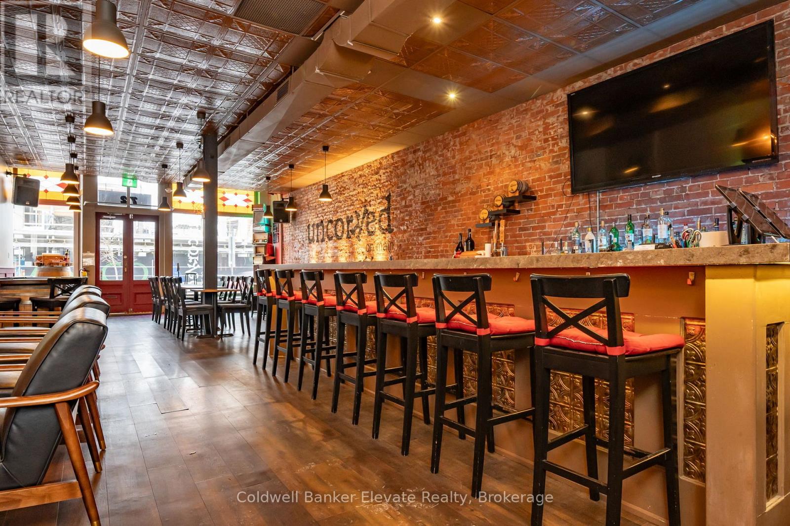 72 Main Street S, Halton Hills (Georgetown), Ontario  L7G 3G3 - Photo 18 - W12768724