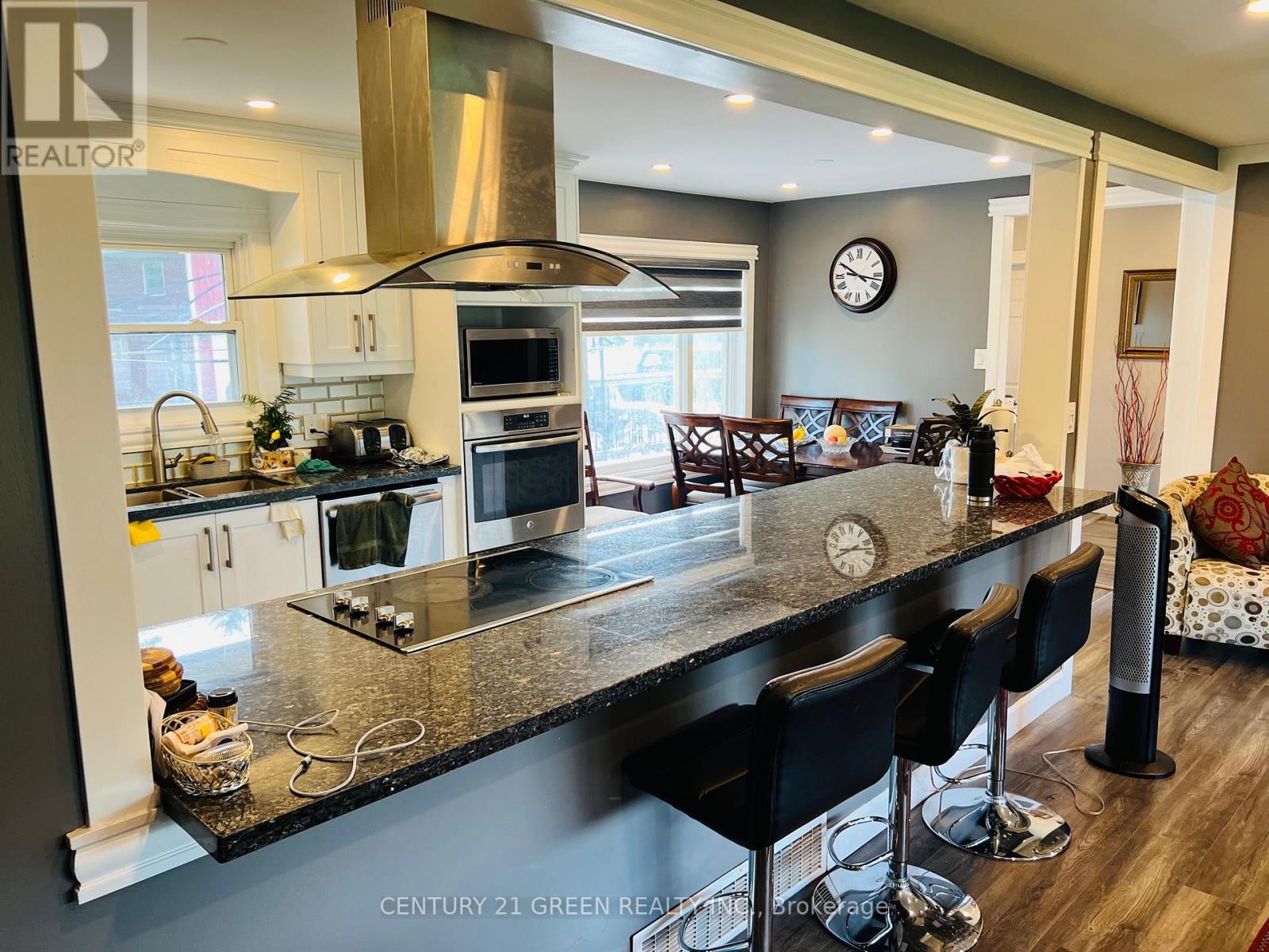 13409 Hwy 7, Halton Hills (Rural Halton Hills), Ontario  L7G 4S4 - Photo 2 - W12769896