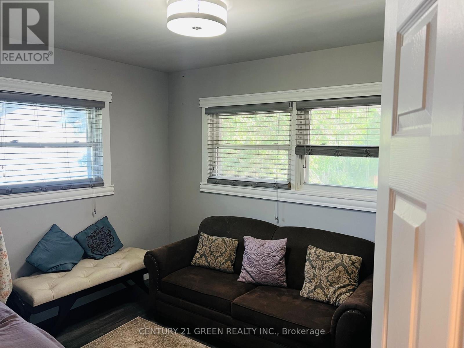 13409 Hwy 7, Halton Hills (Rural Halton Hills), Ontario  L7G 4S4 - Photo 4 - W12769896