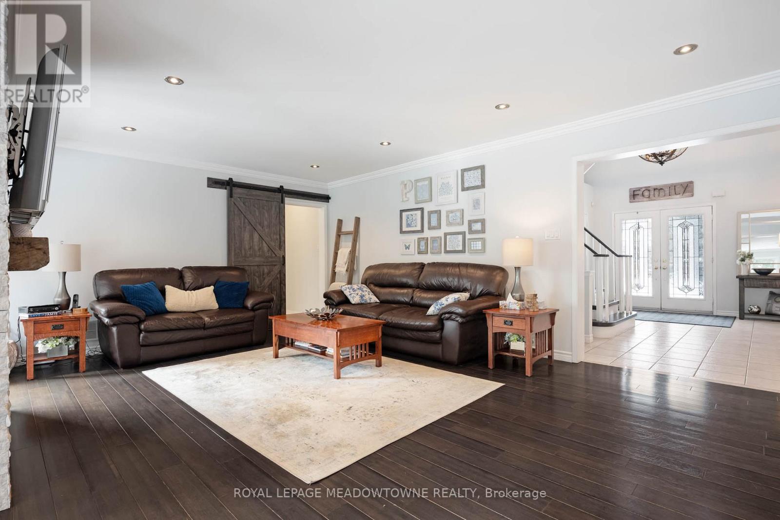 19 Grist Mill Drive, Halton Hills (Georgetown), Ontario  L7G 6C2 - Photo 21 - W12771162