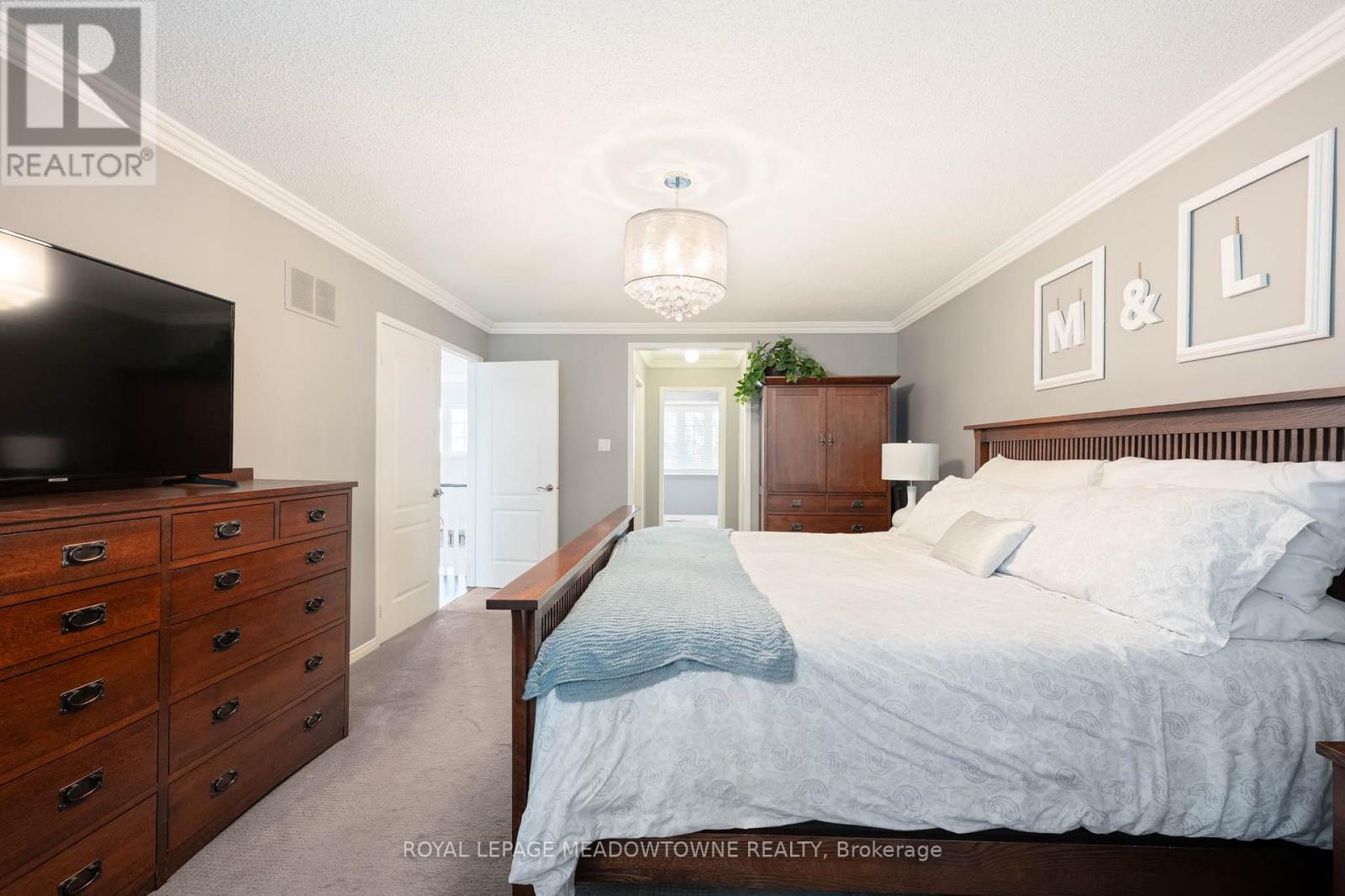 19 Grist Mill Drive, Halton Hills (Georgetown), Ontario  L7G 6C2 - Photo 27 - W12771162