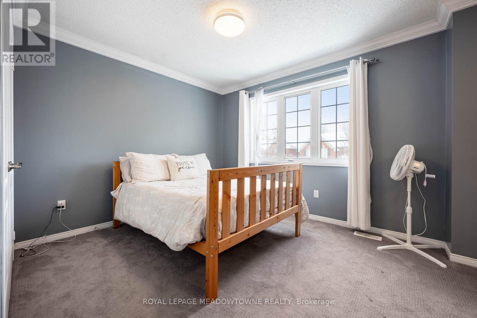 19 Grist Mill Drive, Halton Hills (Georgetown), Ontario  L7G 6C2 - Photo 36 - W12771162