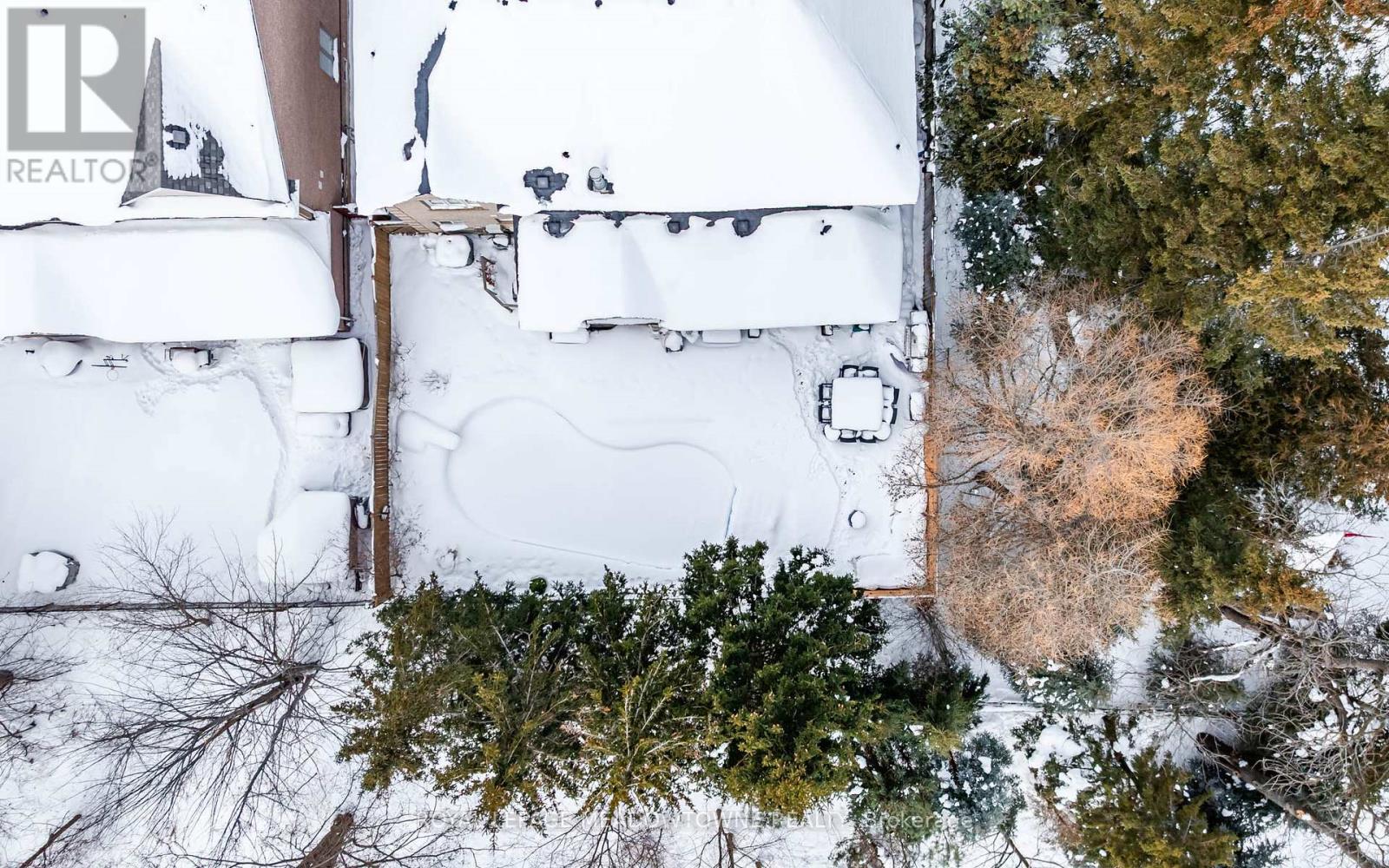 19 Grist Mill Drive, Halton Hills (Georgetown), Ontario  L7G 6C2 - Photo 4 - W12771162