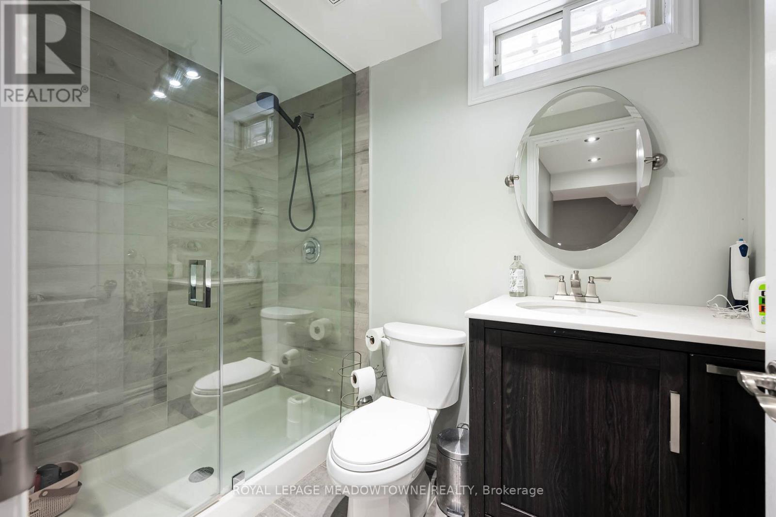 19 Grist Mill Drive, Halton Hills (Georgetown), Ontario  L7G 6C2 - Photo 40 - W12771162