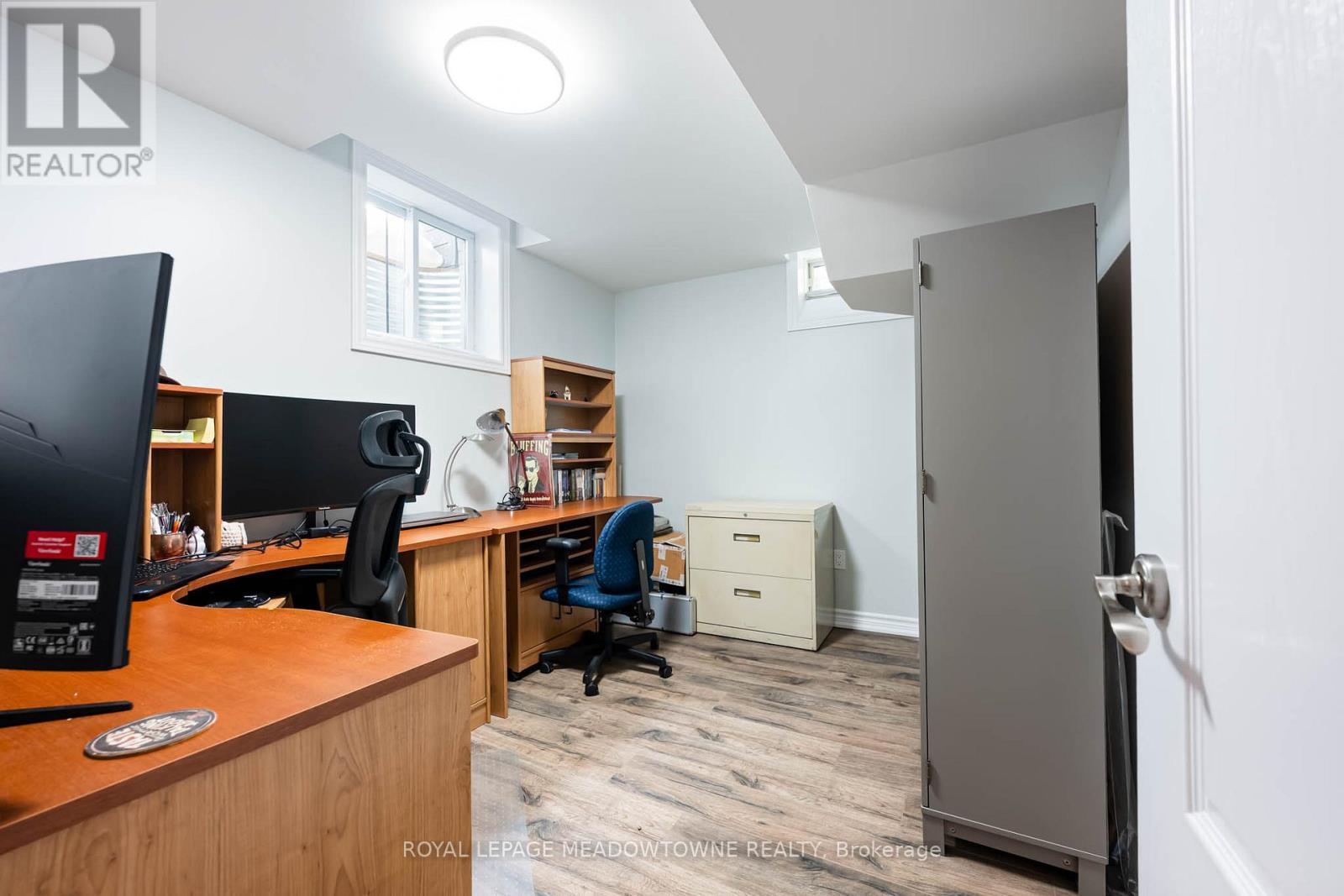 19 Grist Mill Drive, Halton Hills (Georgetown), Ontario  L7G 6C2 - Photo 45 - W12771162