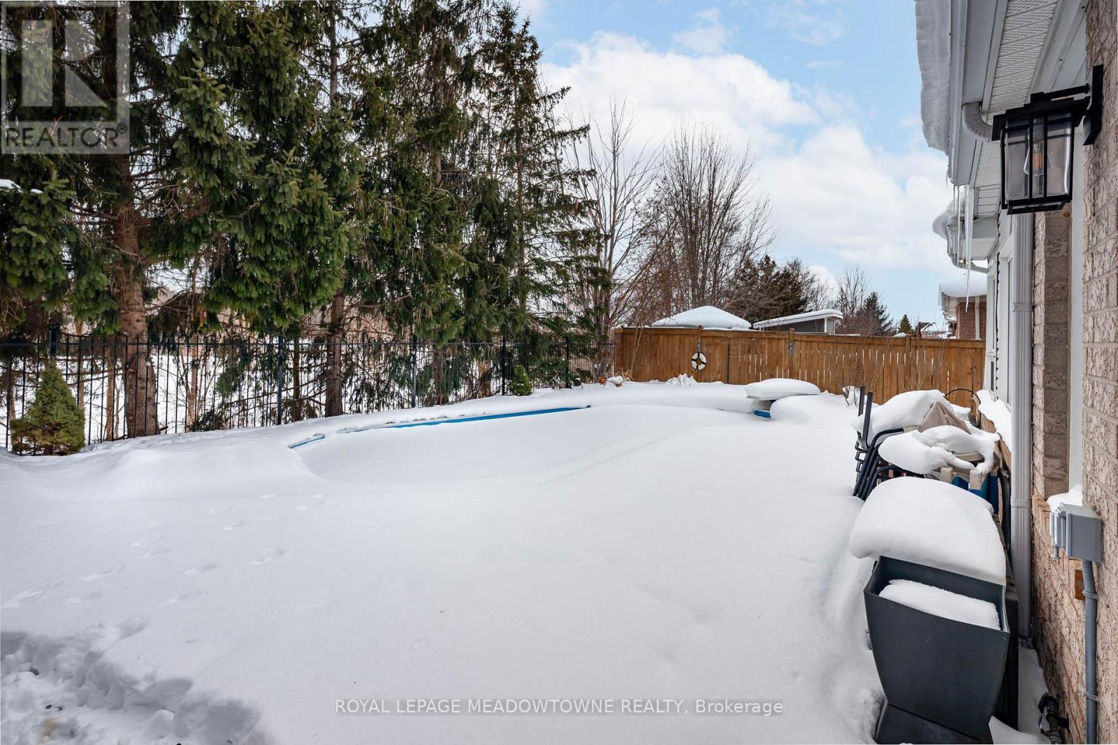 19 Grist Mill Drive, Halton Hills (Georgetown), Ontario  L7G 6C2 - Photo 50 - W12771162