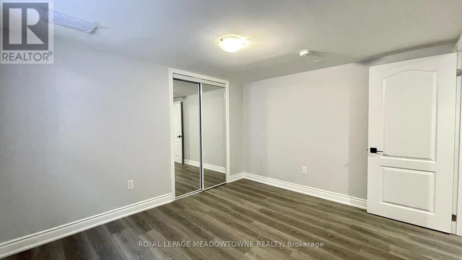 4 Keats Avenue, Halton Hills (Georgetown), Ontario  L7G 1T4 - Photo 15 - W12771738