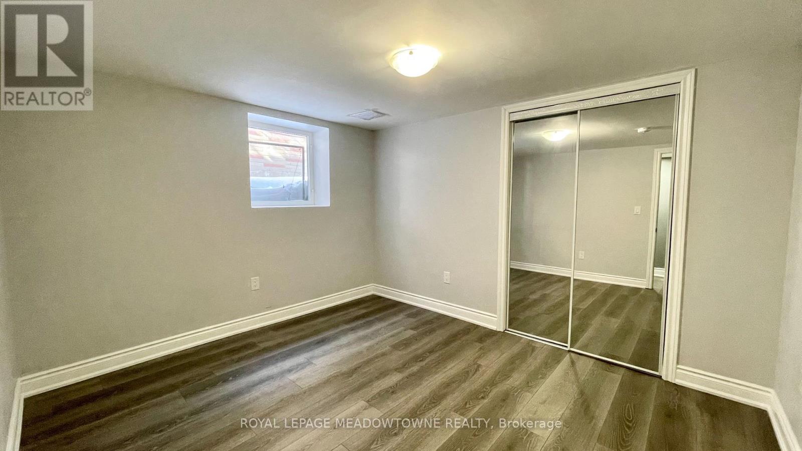 4 Keats Avenue, Halton Hills (Georgetown), Ontario  L7G 1T4 - Photo 16 - W12771738