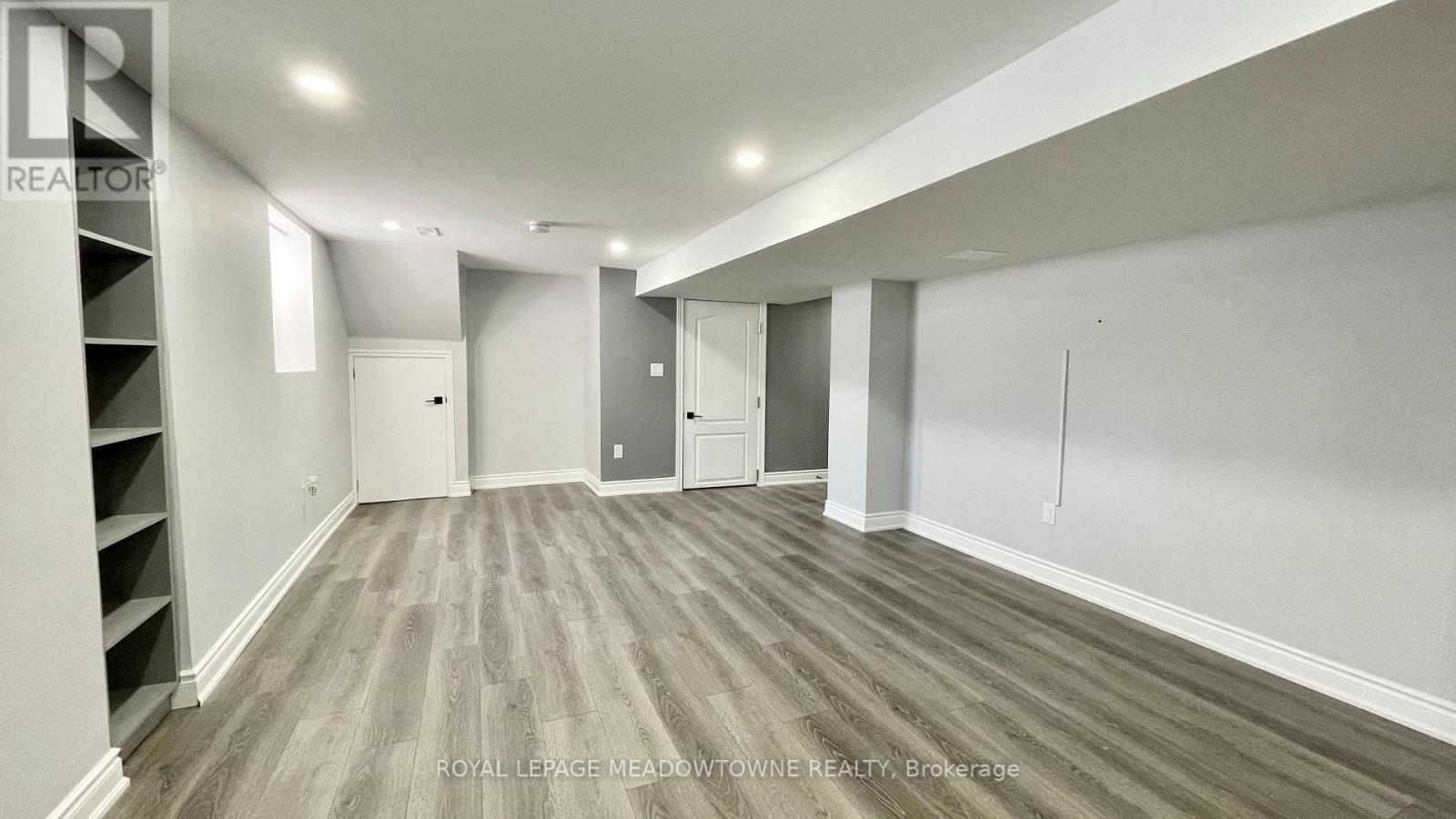 4 Keats Avenue, Halton Hills (Georgetown), Ontario  L7G 1T4 - Photo 7 - W12771738