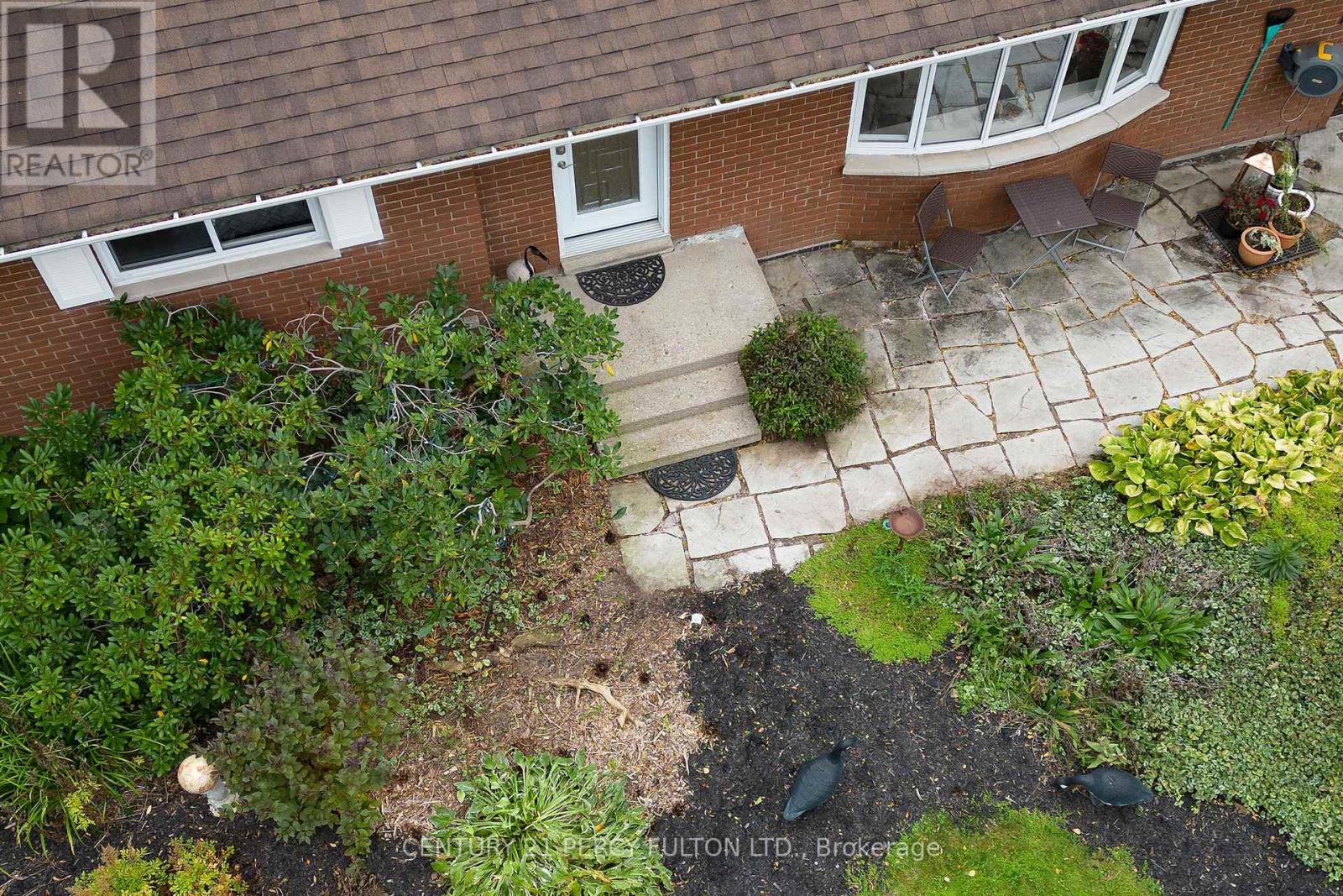 10208 Tenth Line, Halton Hills (Georgetown), Ontario  L0P 1K0 - Photo 35 - W12772696