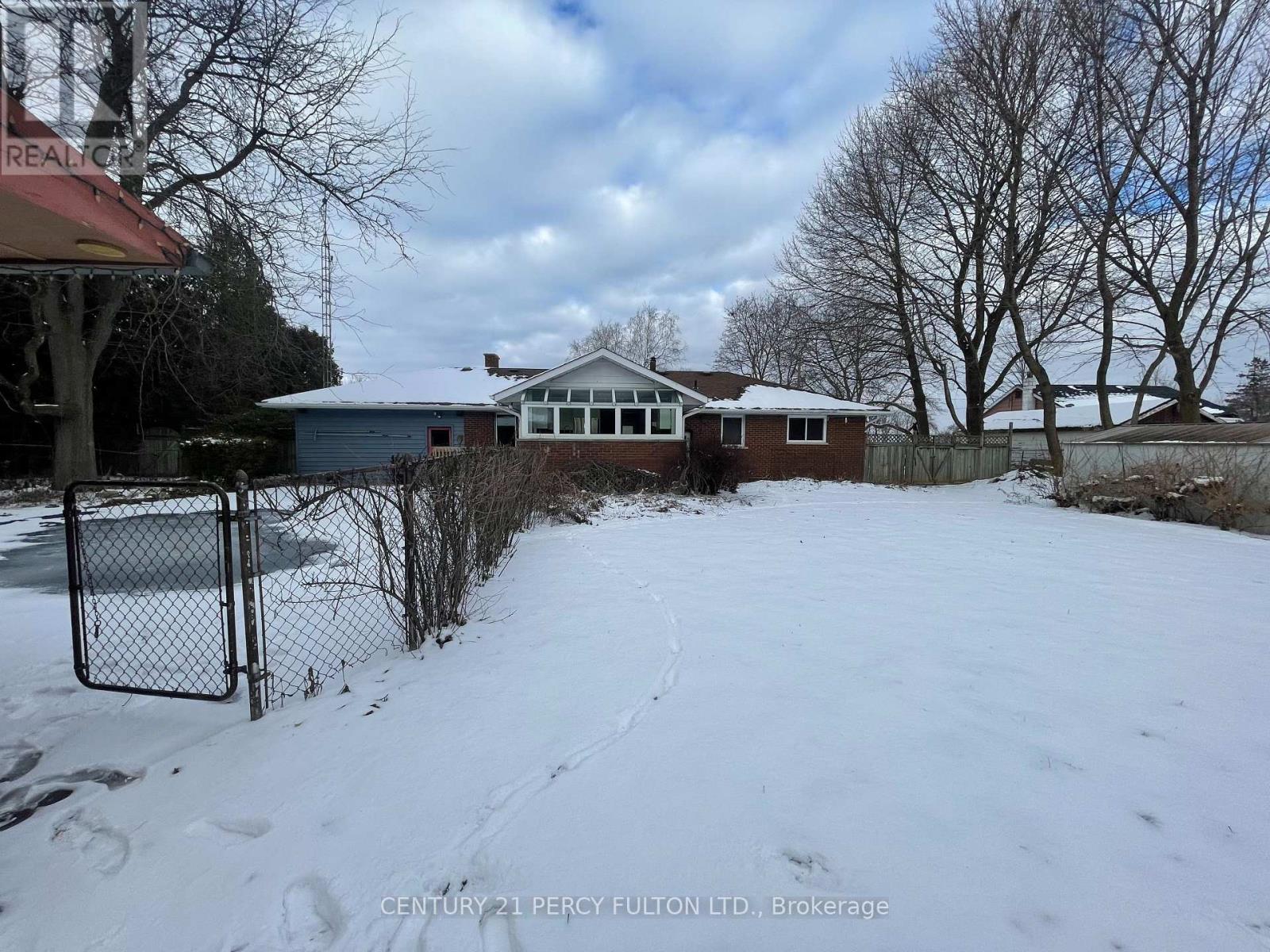 10208 Tenth Line, Halton Hills (Georgetown), Ontario  L0P 1K0 - Photo 38 - W12772696