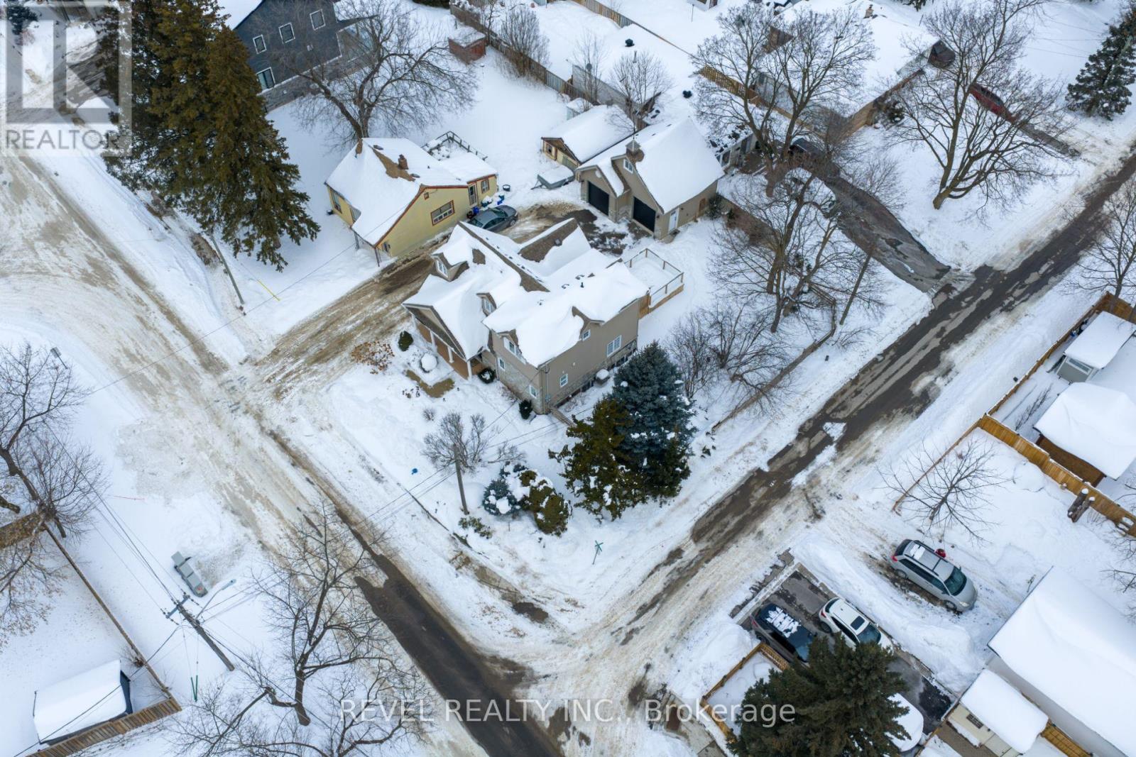 104 Charles Street, Halton Hills (Georgetown), Ontario  L7G 2M9 - Photo 43 - W12777184