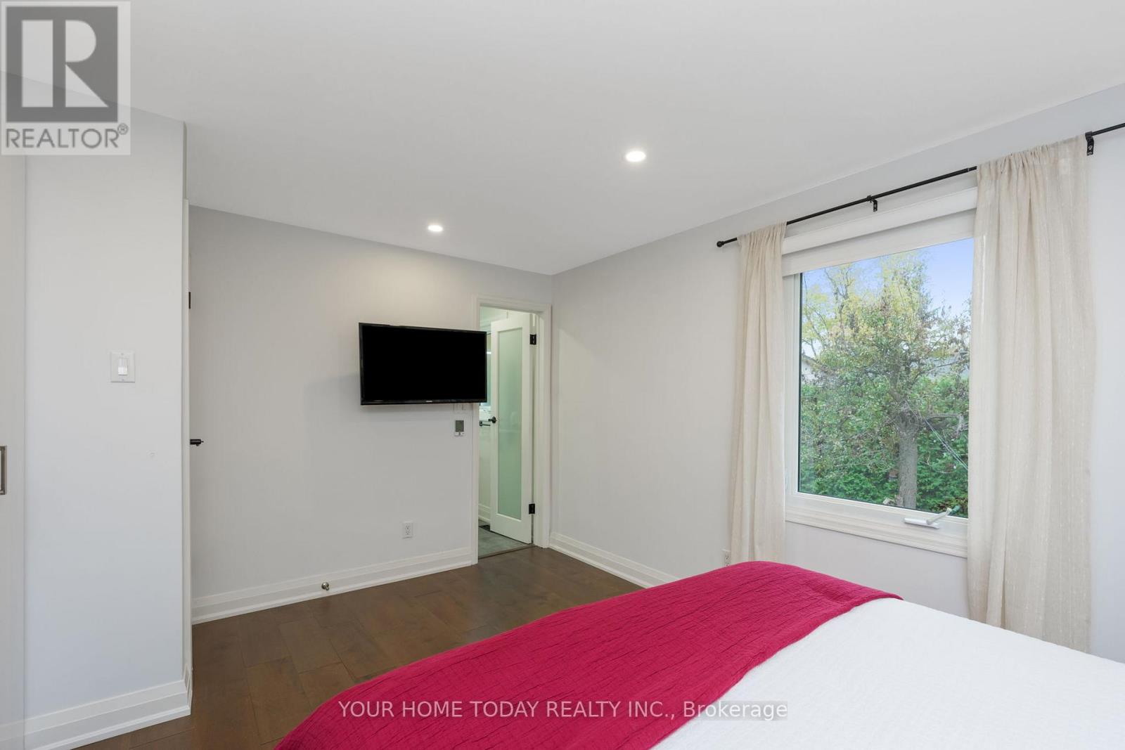 190 Main Street S, Halton Hills (Georgetown), Ontario  L7G 3E9 - Photo 20 - W12777280