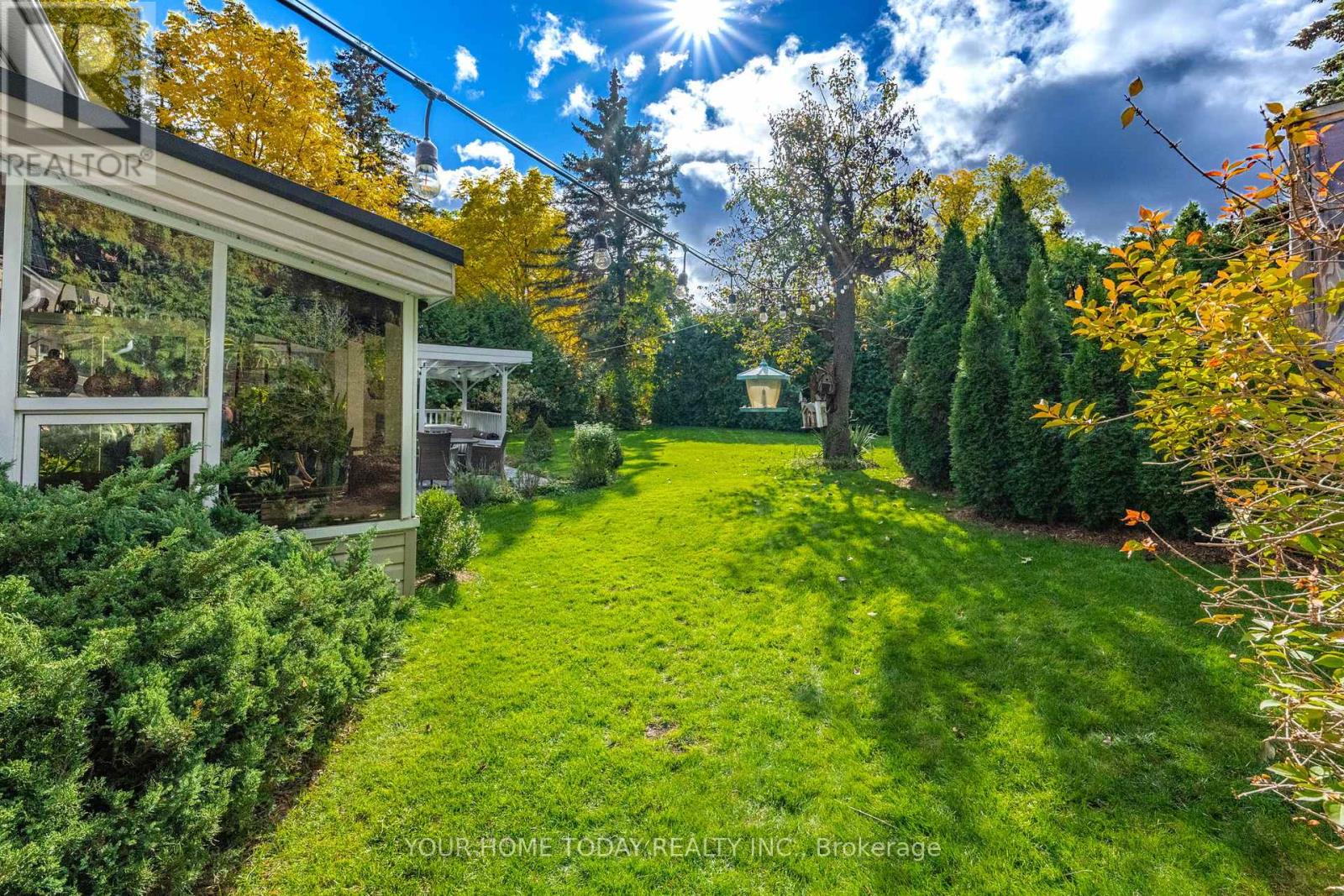 190 Main Street S, Halton Hills (Georgetown), Ontario  L7G 3E9 - Photo 42 - W12777280